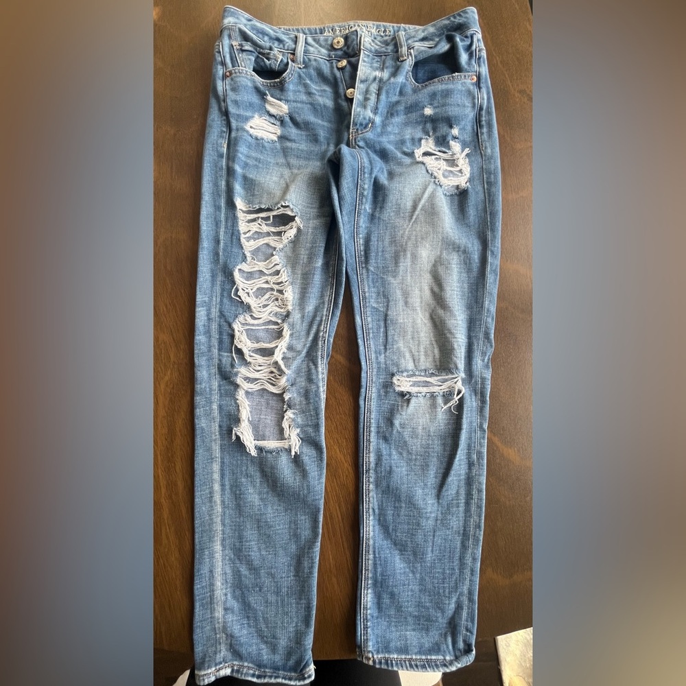 American Eagle Distressed Blue Denim Jeans